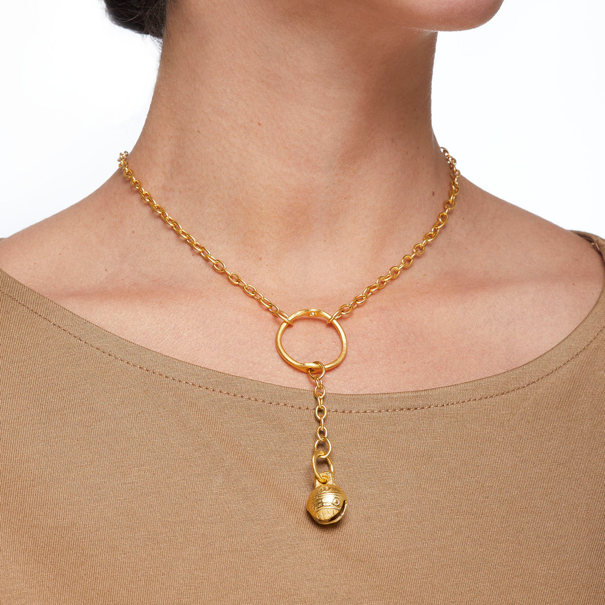 Sara, collar lariat de cadena en forma de Y con círculo central y colgante